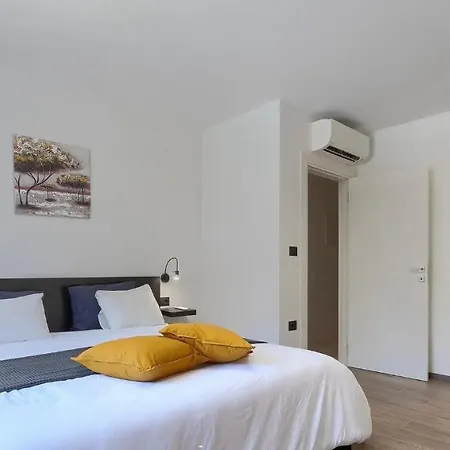 Apartman Prisunca - Swimming Pool 公寓 *
