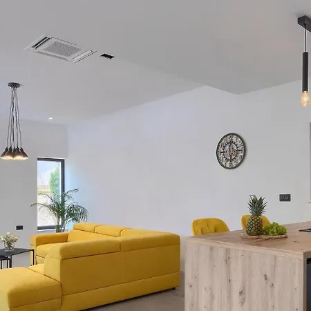 Apartman Prisunca - Swimming Pool *